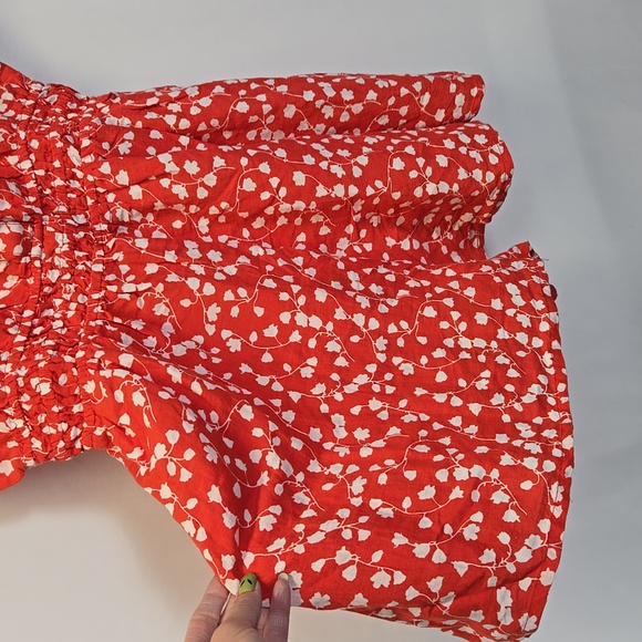 NWT Anthropologie Red Floral Romper - Size Small - Picture 4 of 13
